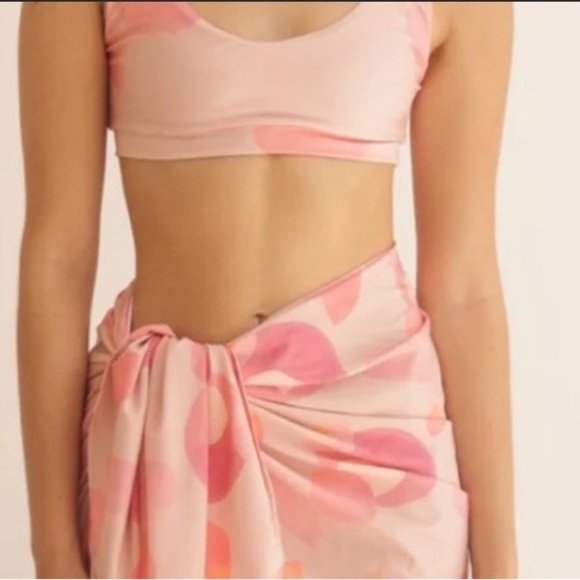 Amarelle Swimwear Clemence  Bikini Top NWT in Oliver Print - Picture 8 of 8